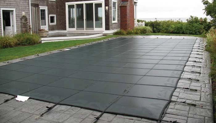 Pool cover installed by Aqua Splash (3)