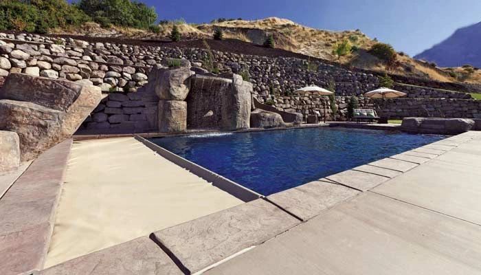 Pool cover installed by Aqua Splash (12)
