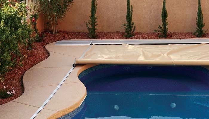 Pool cover installed by Aqua Splash (14)