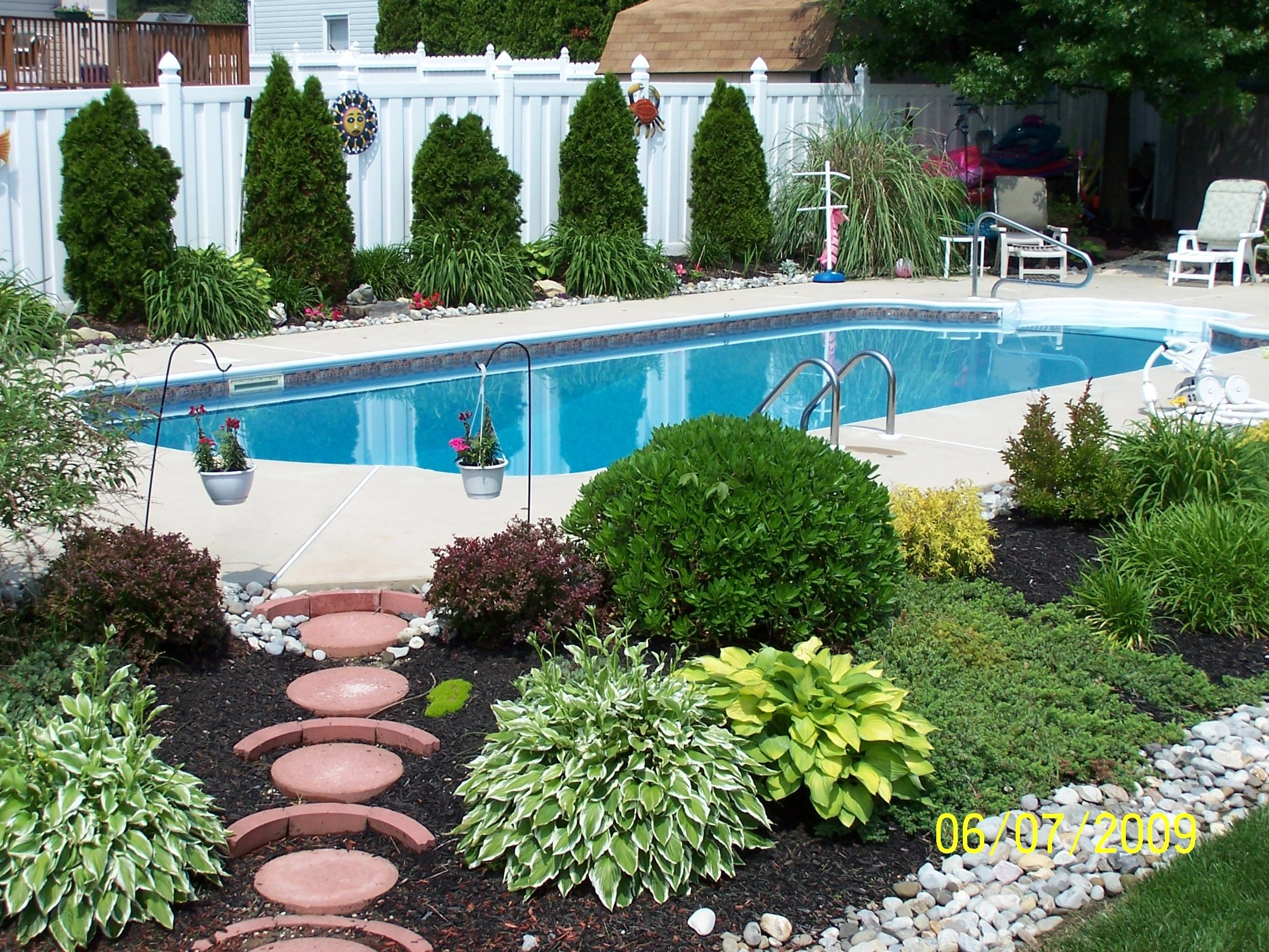 In-Ground Vinyl Pool project by Aqua Splash, Inc.