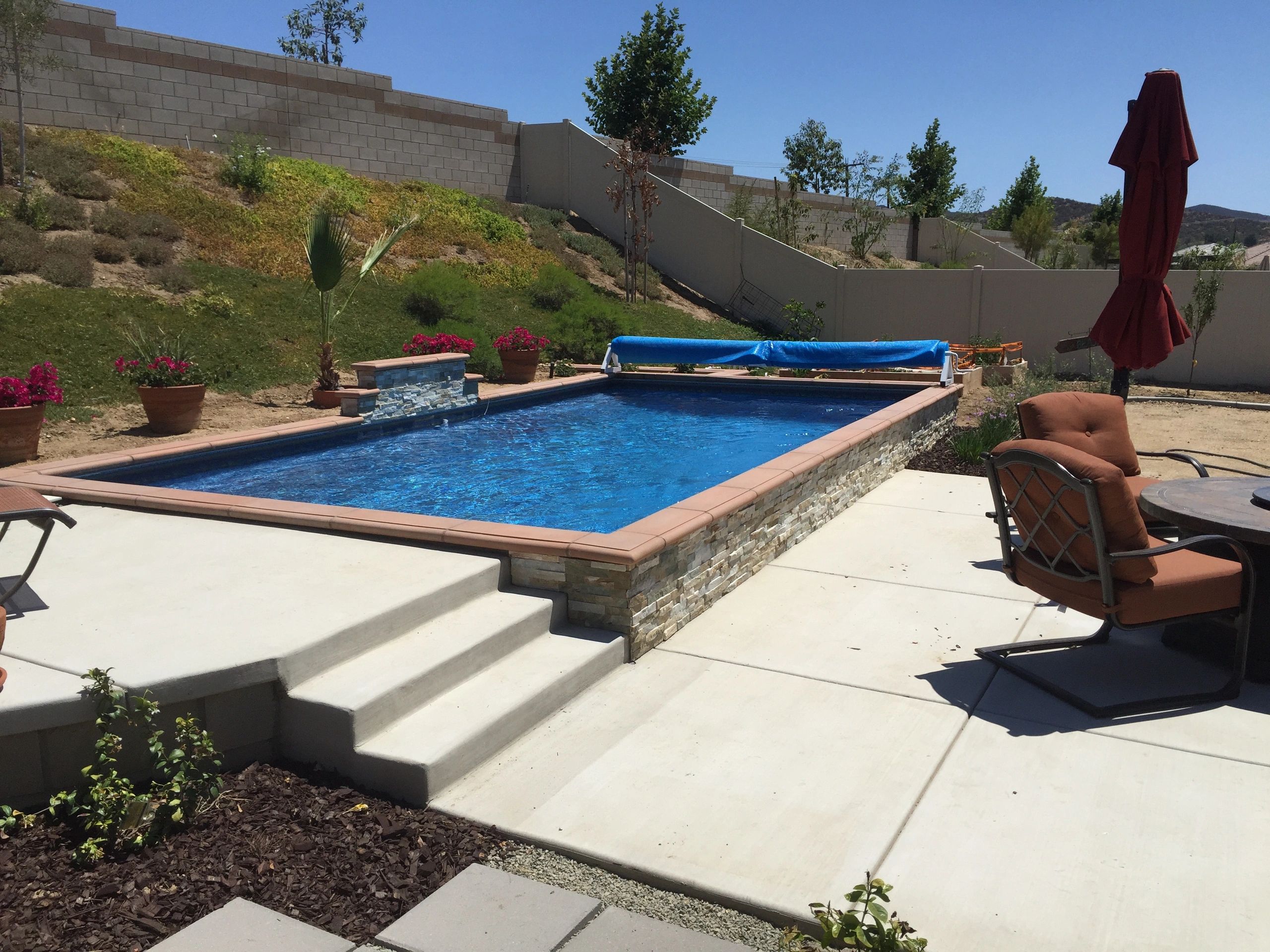 Reflection Vinyl Liner Pool project by Aqua Splash, Inc.